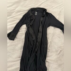 Kindred bravely robe black